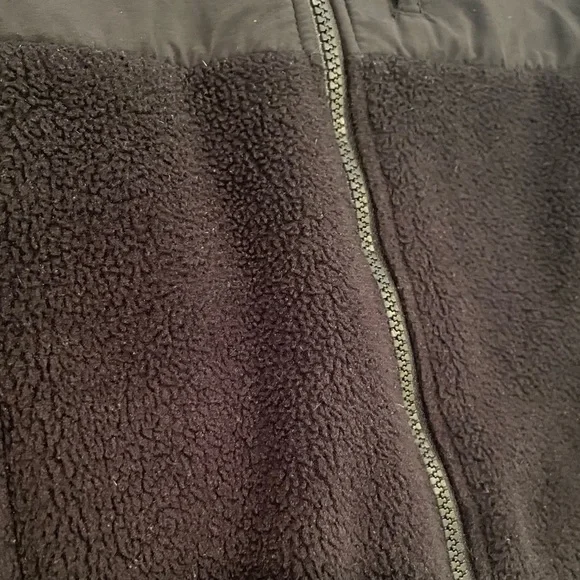 The North Face Women’s Denali Fleece Jacket - Picture 10 of 13